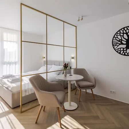 Leogrand On Shevchenka 31a 68 Lvov